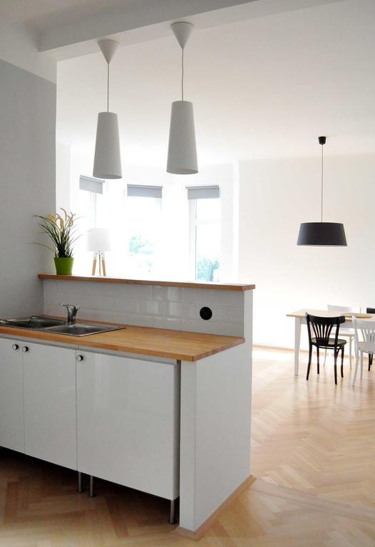 Central-Modern-Apartment Прага Экстерьер фото